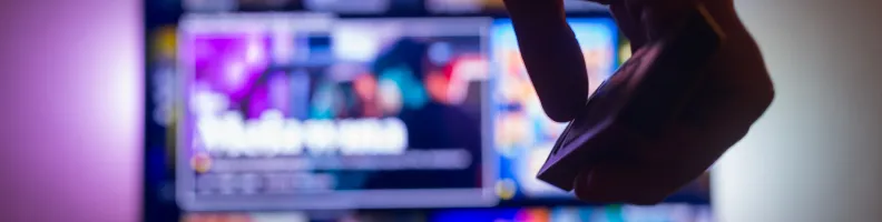 Smart TVs with Built-In Streaming: Redefining Home Entertainment